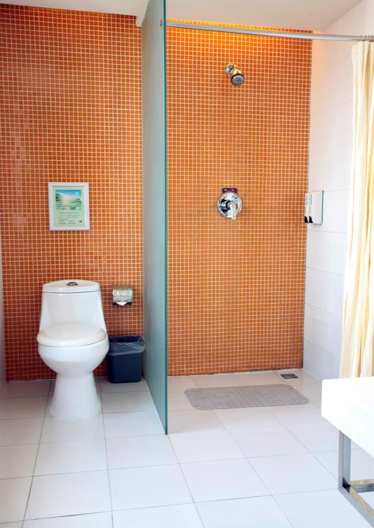 Qingdao Renjia Bussiness Hotel 外观 照片