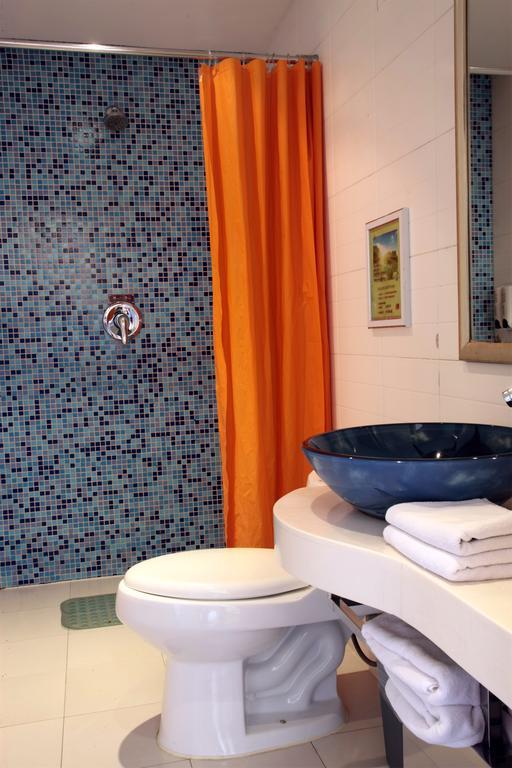 Qingdao Renjia Bussiness Hotel 外观 照片